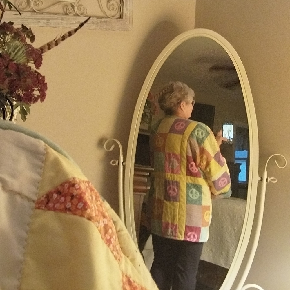 Photo of how the XL/1X Bog Coat fits hangs. 5'.2", 180lbs. NOT FOR SALE. - Picture 2 of 3